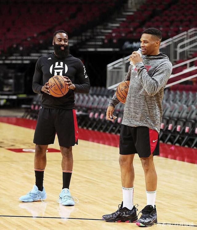 并在训练中 并在训练中